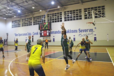 Aegean League Foto Galeri | 23-11-2021 EGELİ MAKİNA - NATUR GURME | Galeri 15