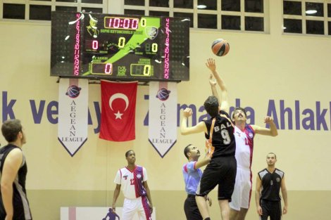 Aegean League Foto Galeri | 20-10-2015 INTERNATİONAL TEAM - CBÜ BROTHERHOOD | Galeri 11