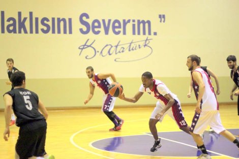 Aegean League Foto Galeri | 20-10-2015 INTERNATİONAL TEAM - CBÜ BROTHERHOOD | Galeri 14