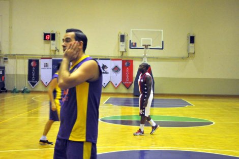 Aegean League Foto Galeri | 02-11-2015 BAŞER İNŞAAT - INTERNATİONAL TEAM | Galeri 23