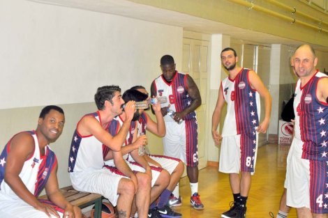 Aegean League Foto Galeri | 02-11-2015 BAŞER İNŞAAT - INTERNATİONAL TEAM | Galeri 6