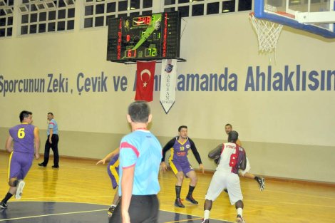 Aegean League Foto Galeri | 02-11-2015 BAŞER İNŞAAT - INTERNATİONAL TEAM | Galeri 78
