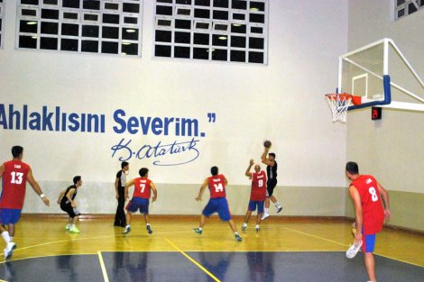 Aegean League Foto Galeri | 08-09-2015 LUCRA GROUP SİGORTA - CBÜ BROTHERHOOD | Galeri 15