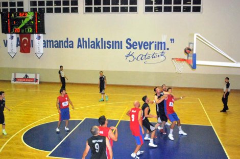 Aegean League Foto Galeri | 08-09-2015 LUCRA GROUP SİGORTA - CBÜ BROTHERHOOD | Galeri 9