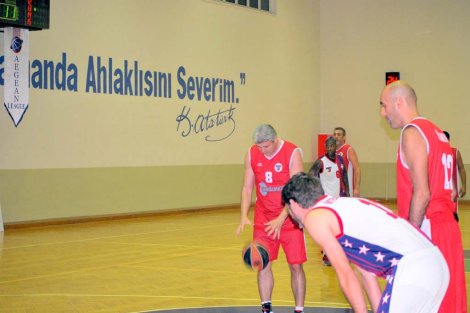 Aegean League Foto Galeri | 09-11-2015 AYBOY BOYA - INTERNATİONAL TEAM | Galeri 49