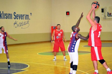 Aegean League Foto Galeri | 09-11-2015 AYBOY BOYA - INTERNATİONAL TEAM | Galeri 30
