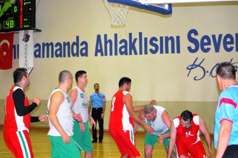 Aegean League Foto Galeri | 18-11-2015 TOLKAR KARŞIYAKA - MEMENOĞLU | Galeri 27