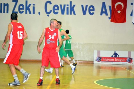 Aegean League Foto Galeri | 08-12-2015 AYBOY BOYA - MEMENOĞLU GIDA | Galeri 32