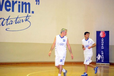 Aegean League Foto Galeri | 15-12-2016 AYTAŞ GIDA - OTTOMAN CAFE | Galeri 24