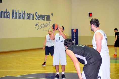 Aegean League Foto Galeri | 29-12-2015 BEYAZYAKA - CBÜ BROTHERHOOD | Galeri 24