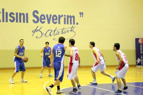Aegean League Foto Galeri | 28-03-2016 ANADOLU EFES - VESTEL | Galeri 25