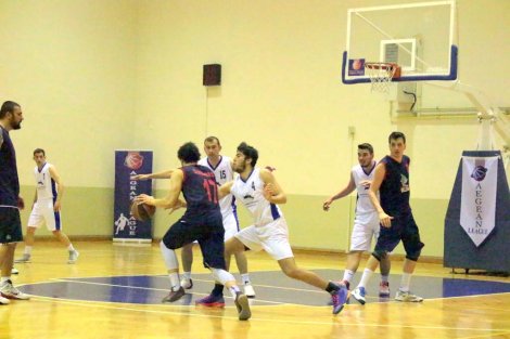 Aegean League Foto Galeri | 04-04-2016 SHARKS - MUBA İNŞAAT | Galeri 24