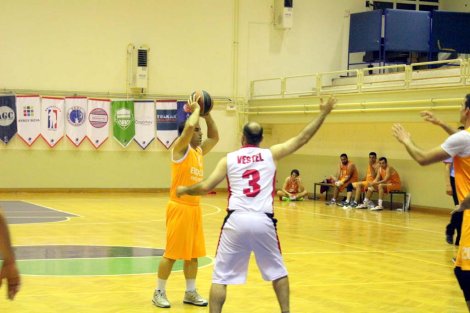 Aegean League Foto Galeri | 19-04-2016 VESTEL - EKOL HASTANESİ | Galeri 24