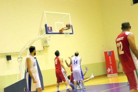Aegean League Foto Galeri | 21-04-2016 ANADOLU EFES - TOLKAR KARŞIYAKA | Galeri 13