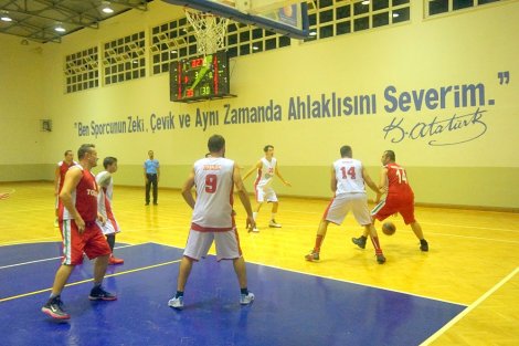 Aegean League Foto Galeri | 12-07-2016 TOLKAR KARŞIYAKA - AYBOY BOYA | Galeri 33