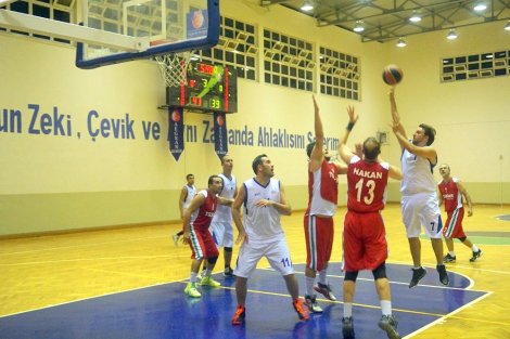 Aegean League Foto Galeri | 02-08-2016 TOLKAR KARŞIYAKA - BAŞER İNŞAAT | Galeri 21