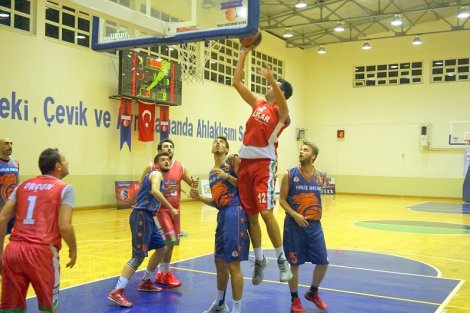 Aegean League Foto Galeri | 10-11-2016 TOLKAR KARŞIYAKA - HALİS HELVA | Galeri 13
