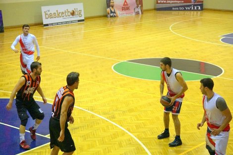 Aegean League Foto Galeri | 16-11-2016 ŞAFFAK DOĞALGAZ - EKOL HASTANESİ | Galeri 12