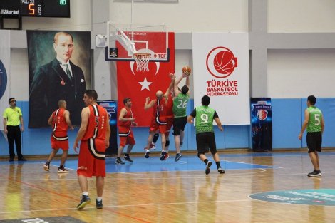 Aegean League Foto Galeri | 08-02-2017 MUHTEŞEM AJANS - MURATPAŞA GENÇLİK | Galeri 15