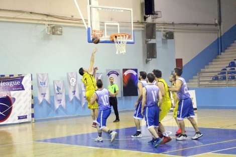 Aegean League Foto Galeri | 13-03-2017 TÜRK TUBORG - İZMİR BAROSU B TAKIMI | Galeri 32