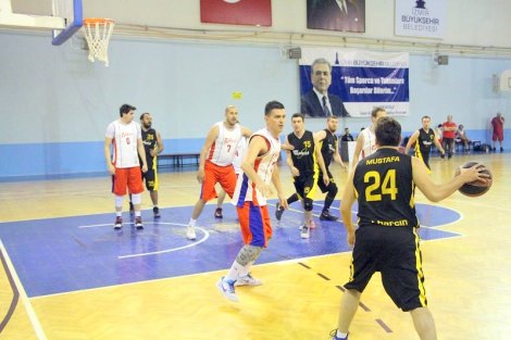 Aegean League Foto Galeri | 27-03-2017 EFES YELKEN - WHİRLPOOL CORPORATİON | Galeri 24