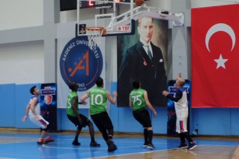 Aegean League | 18-04-2017 MUHTEŞEM AJANS - YAPIKREDİ BANKASI