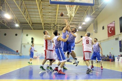 Aegean League Foto Galeri | 24-04-2017 AYBOY BOYA - İZMİR BAROSU A TAKIMI | Galeri 8