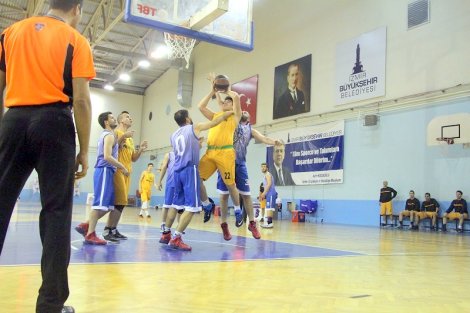 Aegean League Foto Galeri | 27-04-2017 MİGROS - İZMİR BAROSU A TAKIMI | Galeri 19