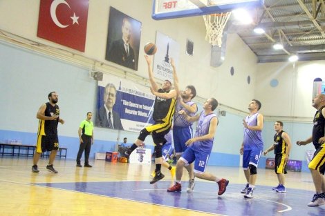 Aegean League Foto Galeri | 15-05-2017 İZMİR BAROSU B TAKIMI - WHİRLPOOL | Galeri 19
