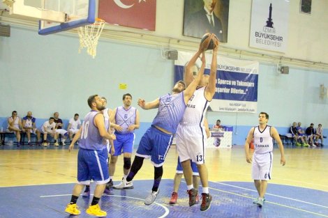 Aegean League Foto Galeri | 22-05-2017 İZMİR BAROSU B TAKIMI - ARKAS | Galeri 11