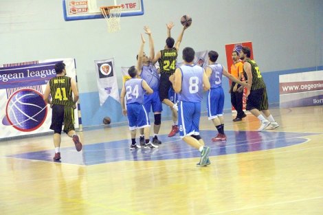 Aegean League Foto Galeri | 25-05-2017 İZMİR BAROSU B TAKIMI - TÜRK TUBORG | Galeri 20