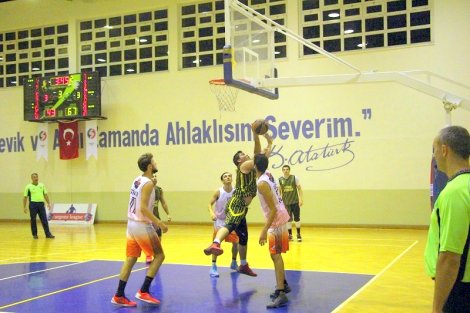 Aegean League Foto Galeri | 31-07-2018 TÜRK TUBORG - SA TWİNS | Galeri 8