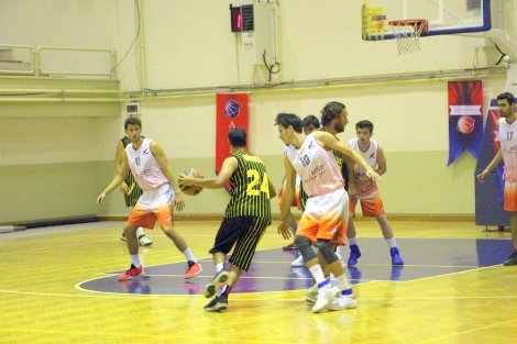 Aegean League Foto Galeri | 06-09-2017 SA TWİNS - TÜRK TUBORG | Galeri 33