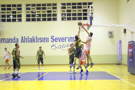 Aegean League Foto Galeri | 06-09-2017 SA TWİNS - TÜRK TUBORG | Galeri 18