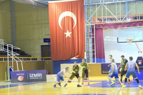 Aegean League Foto Galeri | 06-11-2017 İZMİR BAROSU - TÜRK TUBORG | Galeri 10