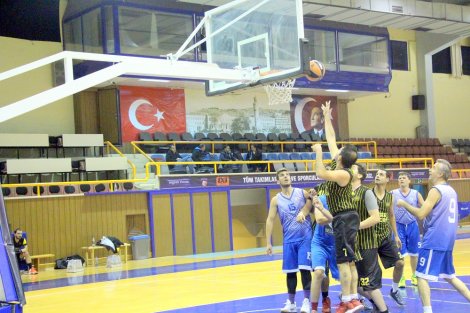 Aegean League Foto Galeri | 06-11-2017 İZMİR BAROSU - TÜRK TUBORG | Galeri 25