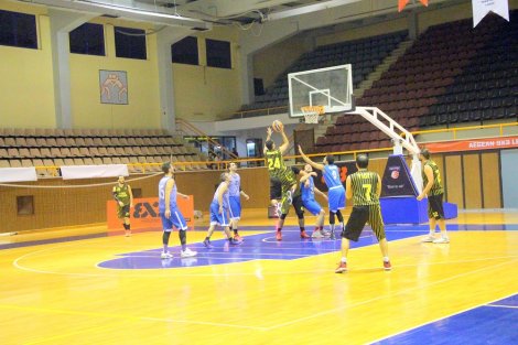 Aegean League Foto Galeri | 06-11-2017 İZMİR BAROSU - TÜRK TUBORG | Galeri 24