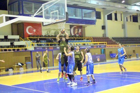 Aegean League Foto Galeri | 06-11-2017 İZMİR BAROSU - TÜRK TUBORG | Galeri 19