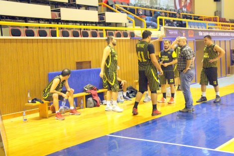 Aegean League Foto Galeri | 06-11-2017 İZMİR BAROSU - TÜRK TUBORG | Galeri 17