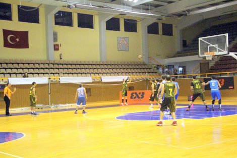 Aegean League Foto Galeri | 06-11-2017 İZMİR BAROSU - TÜRK TUBORG | Galeri 28