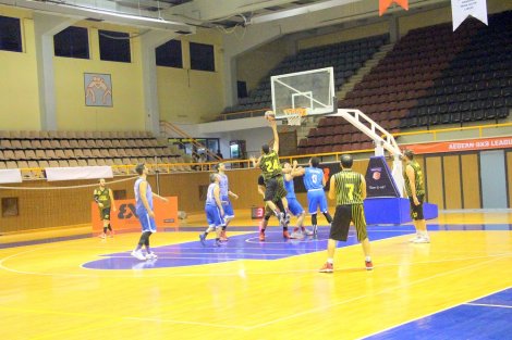 Aegean League Foto Galeri | 06-11-2017 İZMİR BAROSU - TÜRK TUBORG | Galeri 16