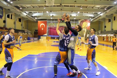 Aegean League Foto Galeri | 06-12-2017 İNDAS TEKNOLOJİ - EGESİT İNŞAAT | Galeri 32