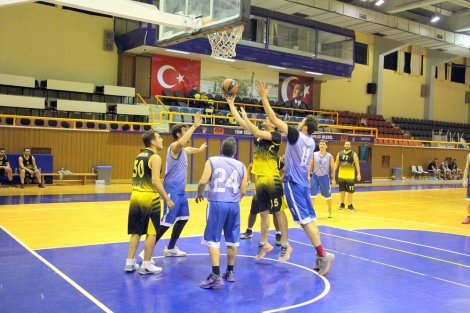 Aegean League Foto Galeri | 07-12-2017 İZMİR BAROSU - WHİRLPOOL CORPORATİON | Galeri 32