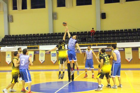 Aegean League Foto Galeri | 07-12-2017 İZMİR BAROSU - WHİRLPOOL CORPORATİON | Galeri 17