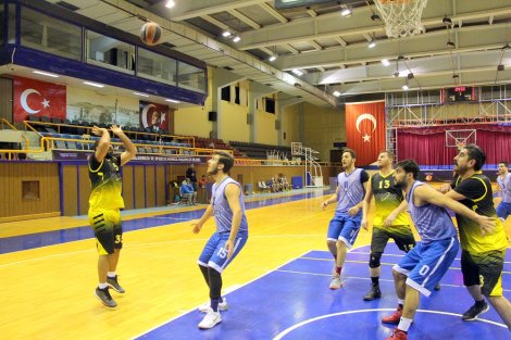 Aegean League Foto Galeri | 07-12-2017 İZMİR BAROSU - WHİRLPOOL CORPORATİON | Galeri 30