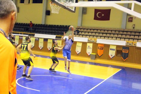 Aegean League Foto Galeri | 07-12-2017 İZMİR BAROSU - WHİRLPOOL CORPORATİON | Galeri 37
