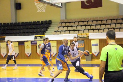 Aegean League Foto Galeri | 13-12-2017 BEYAZYAKA METİNLER YAPI - İNDAS TEKNOLOJİ | Galeri 27