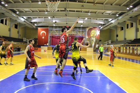 Aegean League Foto Galeri | 03-01-2018 VESTEL VATOZLAR - WHİRLPOOL CORPORATİON | Galeri 22