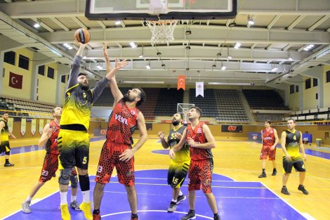 Aegean League Foto Galeri | 03-01-2018 VESTEL VATOZLAR - WHİRLPOOL CORPORATİON | Galeri 26