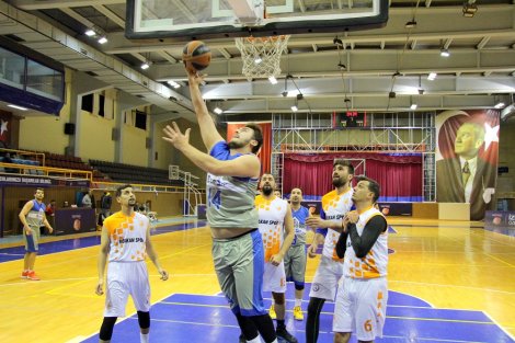 Aegean League Foto Galeri | 04-01-2018 MANİSA YENİ YILDIZLAR - EGESİT İNŞAAT | Galeri 21